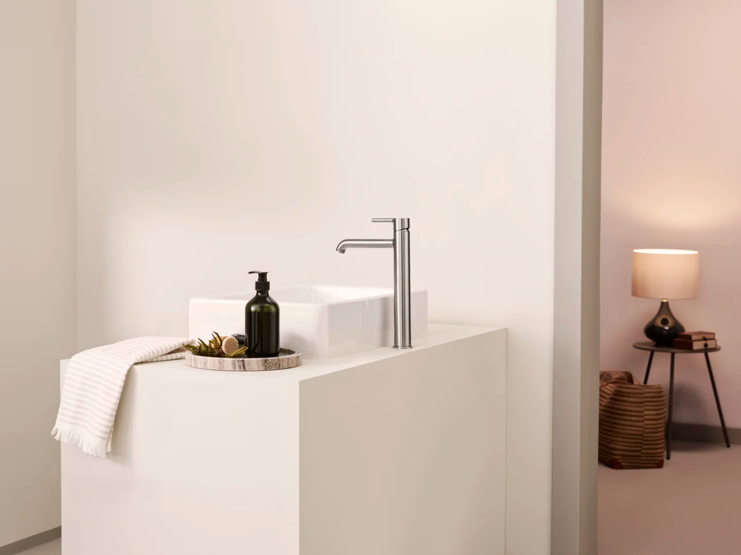 Oras Optima Style korkea pesuallashana, 2601FH-80, harjattu teräs